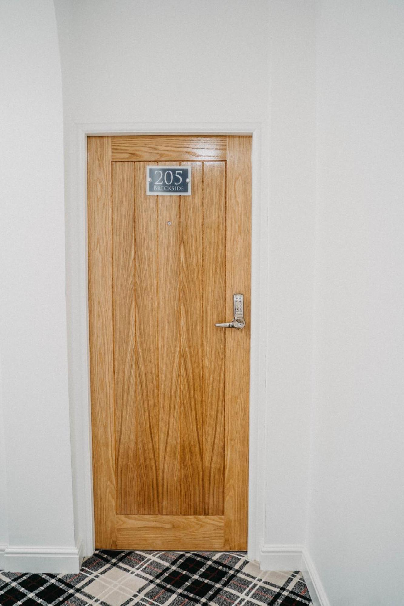 Hotel Flat Iron Anfield Liverpool Zewnętrze zdjęcie